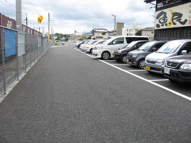 大在駅南駐車場